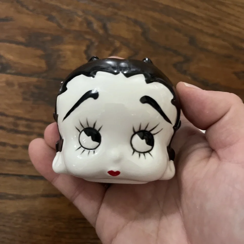 Betty Boop salt and pepper shaker multicolor kitchen vintage 1995 Body Head
